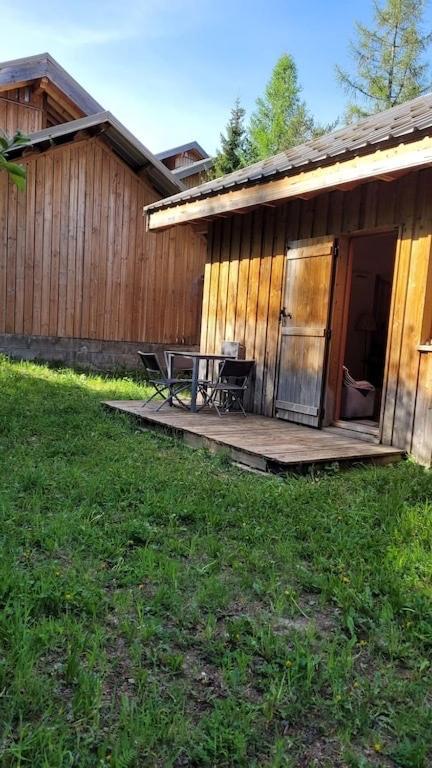 Chalet By Sophie Superdevoluy Avec Piscine Exterior foto